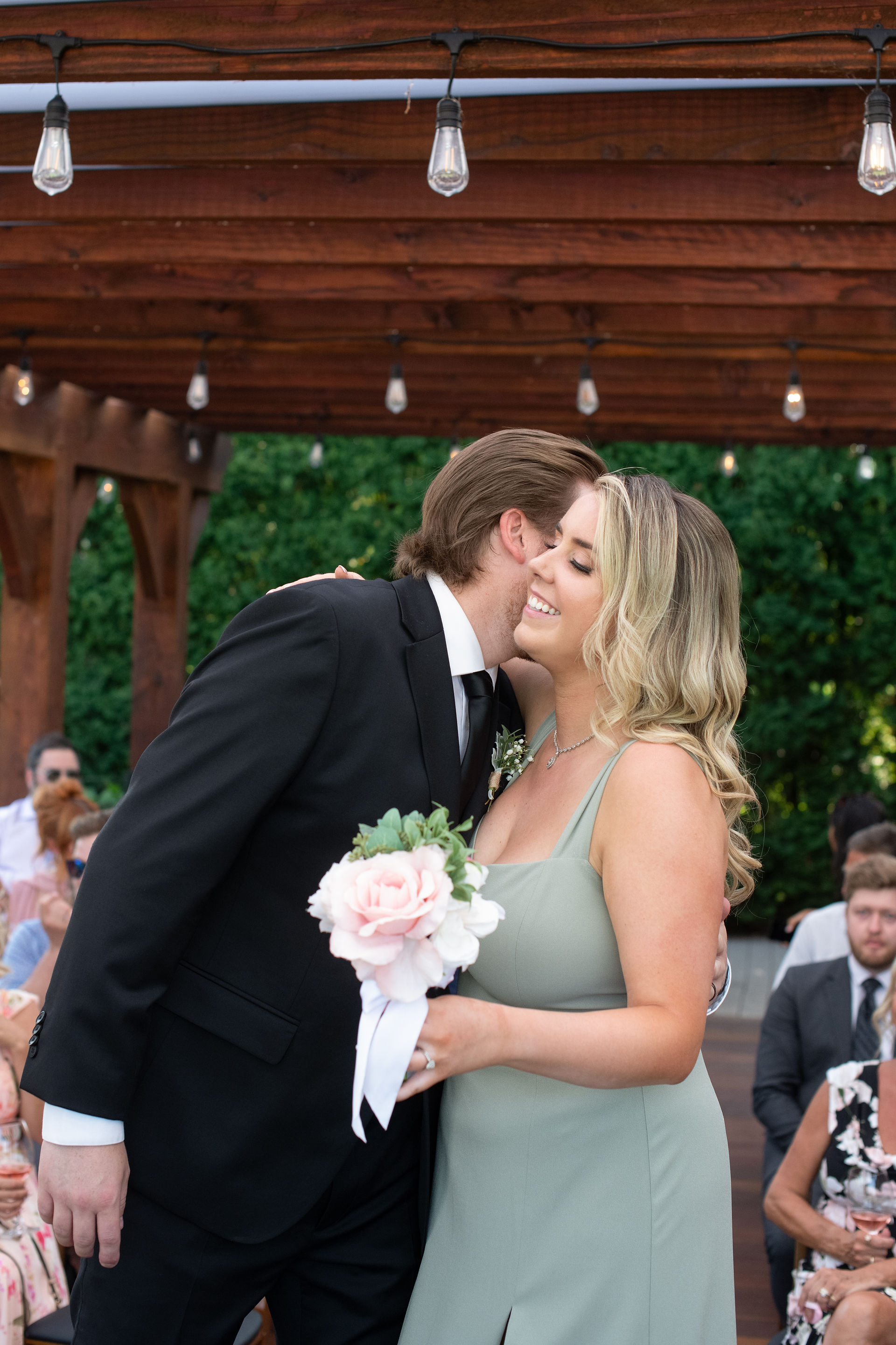 Niagara winery wedding photography at Vineland Estates Estate Winery