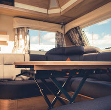 travel-trailer-rv-dining-area-2021-08-26-23-04-19-utc.jpg