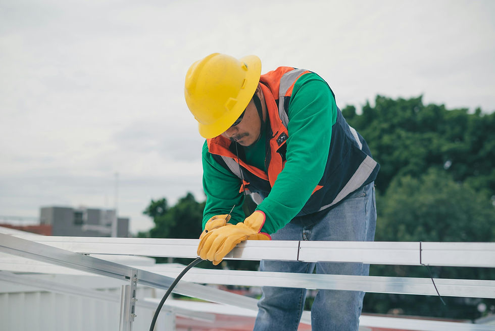 Quels travaux réaliser avant l’été à Reims ? Isolation, salle de bain, aménagement intérieur : conseils SMP Aménagement pour anticiper la saison estivale.