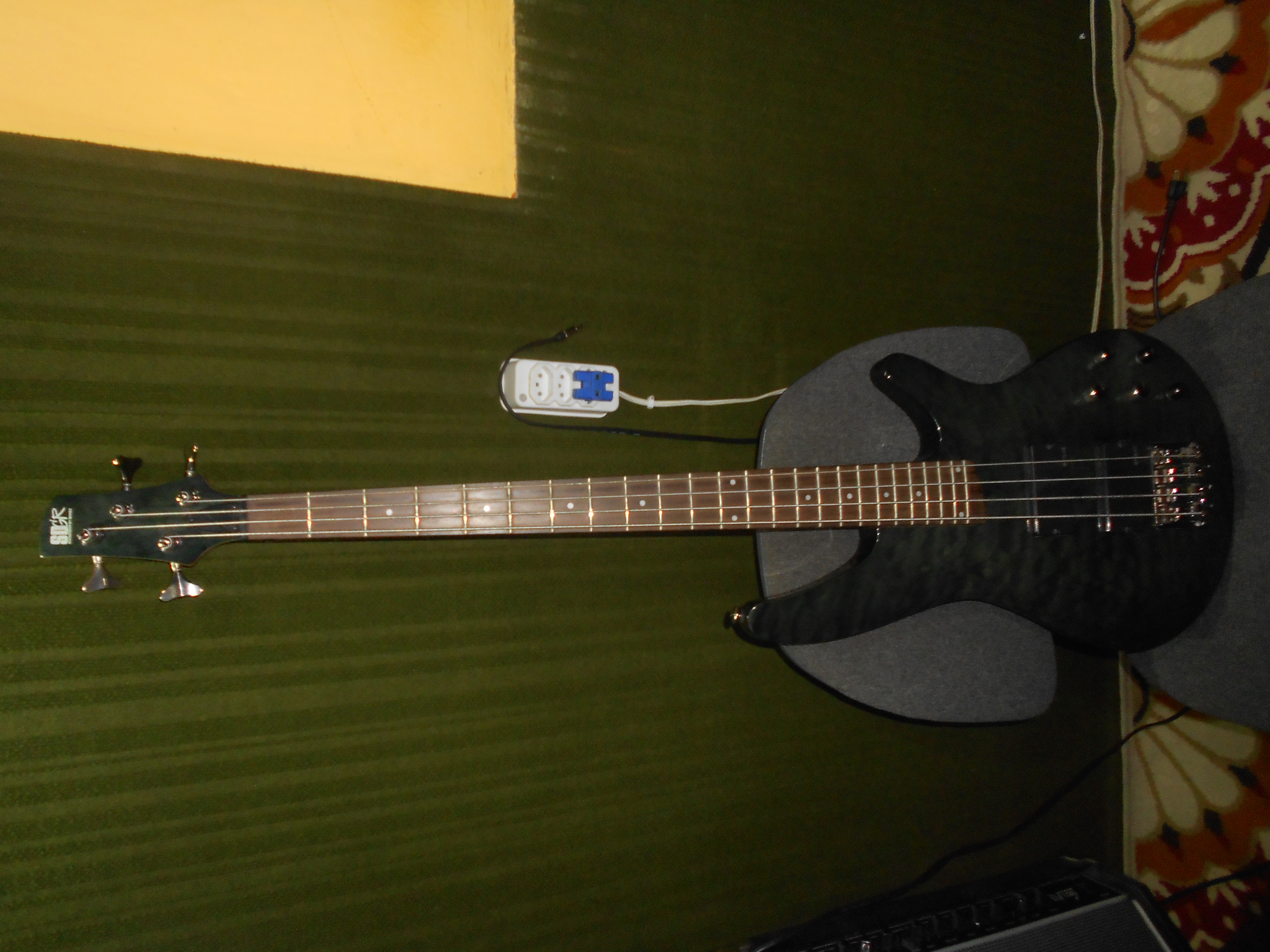 Baixo IBANEZ Modelo SD GR