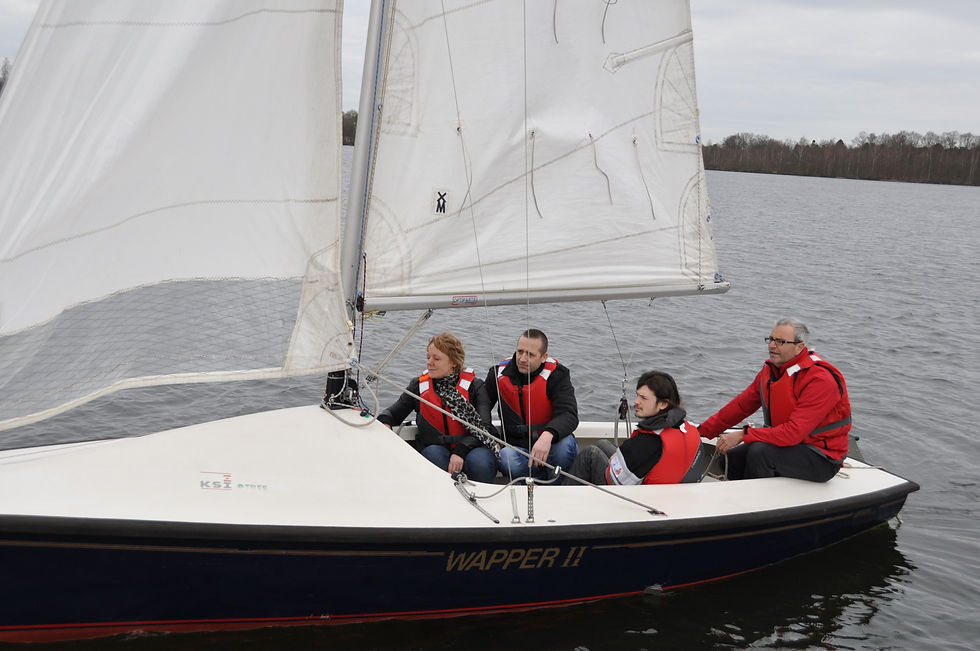 Eerste kennismaking in 4 mansboot