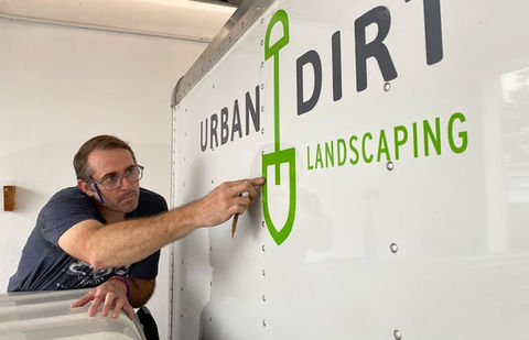 aaron adams installing custom vehicle graphics