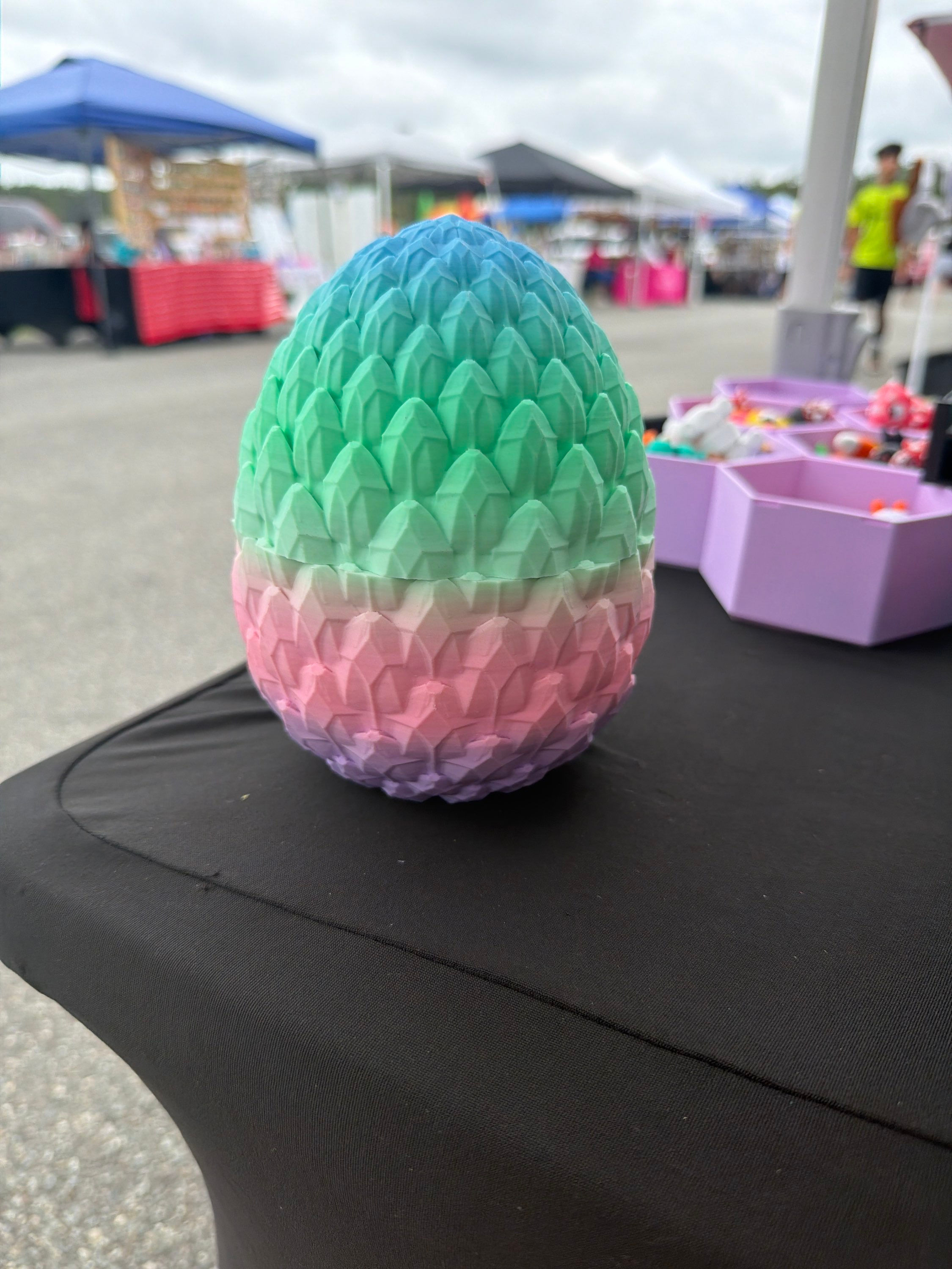 Dragon egg with Dragin