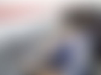 Adolescentes do Centro Estadual de Educação Profissional Professora Lourdinha Guerra usando dispositivos 