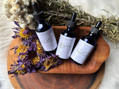 What the heck are tinctures? Why these are powerful ways to benefit from plant medicine….