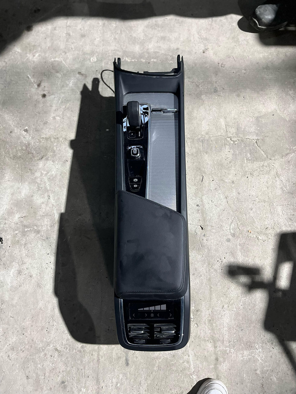 Miniatura: Tunnel centrale Maserati Levante COMPLETO