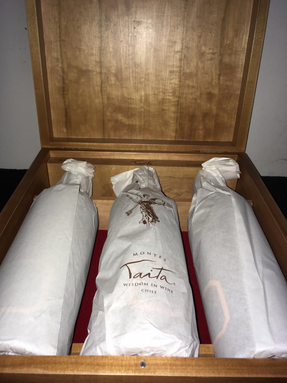 Miniatura: Montes Taita