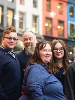 Happy Hogmanay, Edinburgh City Family Photo Session