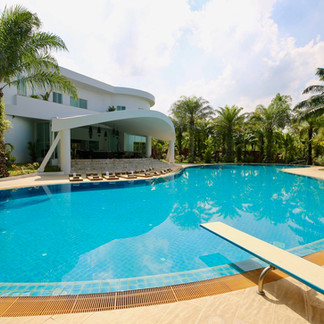 INFINITY SWIMMING POOL (10).jpg