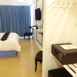 30 Rooms (4).webp
