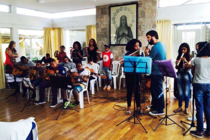Conjunto Instrumental fez uma apresentação aos padres do Lar Sacerdotal. Foto: divulgação