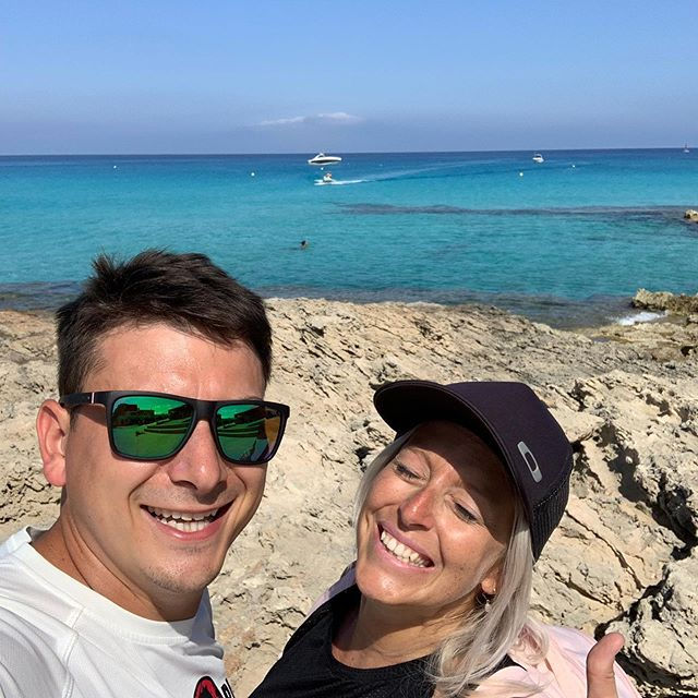 How can I say the colour of water at For