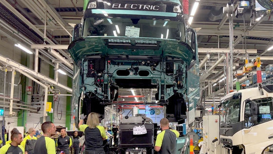 Volvo Trucks inicia produção em série de caminhões elétricos pesados