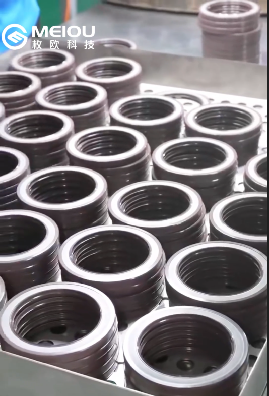 New batch alert! 🚨                                                         HIGH PRESSURE SHAFT SEAL PRODUCTION......