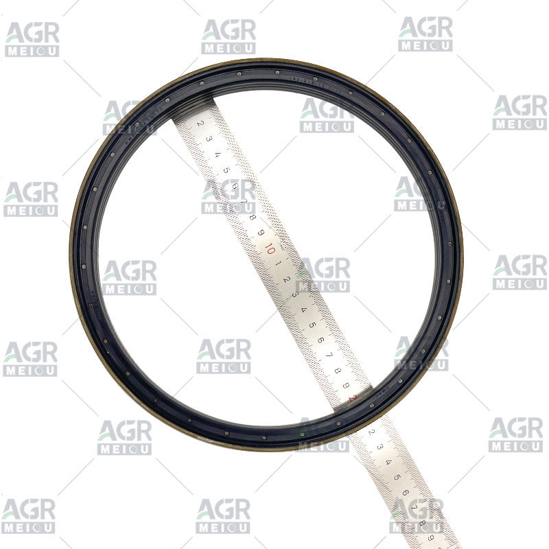 الصورة المصغرة: CARRARO 141782 CRANKSHAFT SEAL 190*215*15.5/17 NBR