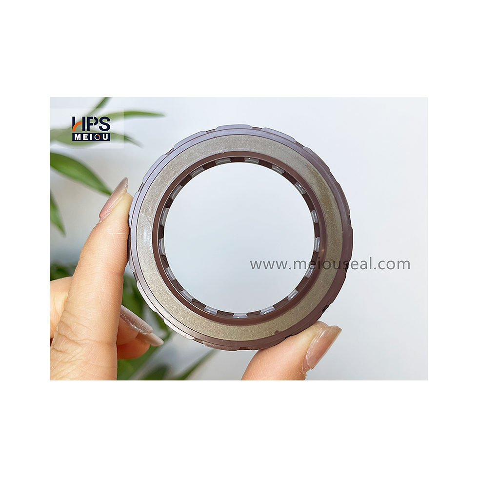 Miniatura: EATON MOTOR REPAIR CRANKSHAFT SEAL 44.45*63.5*7.95 VITON