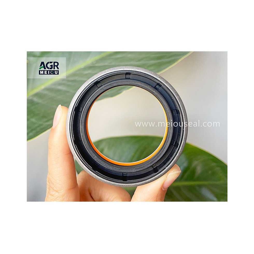 Miniatura: SAME 215290850 DRIVE AXLE SEAL 45*62*16 NBR+AU+AU