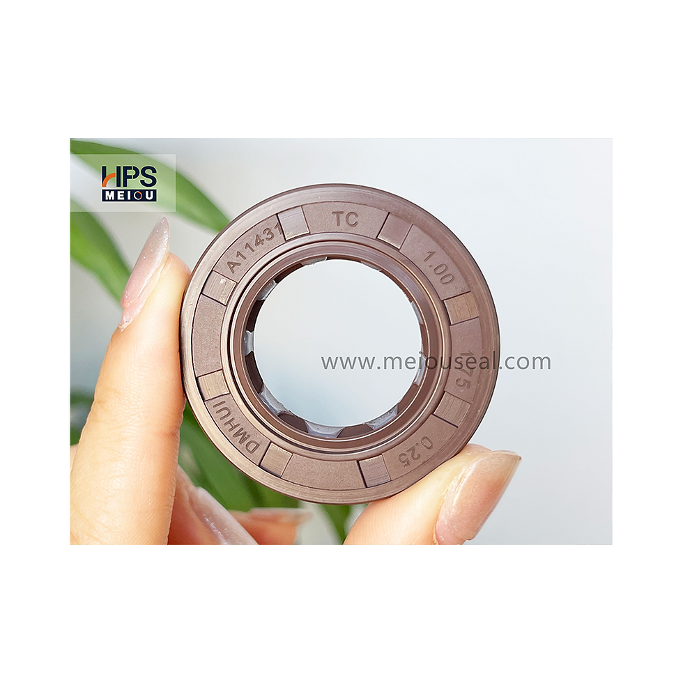 Miniatura: ROTARY SHAFT SEAL TCM SEAL 25.4-44.45-6.35 VITON,TCM 101572TC (1''*1.75''*0.25'')