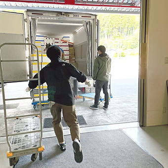 東日本貿易まぐろ出荷風景