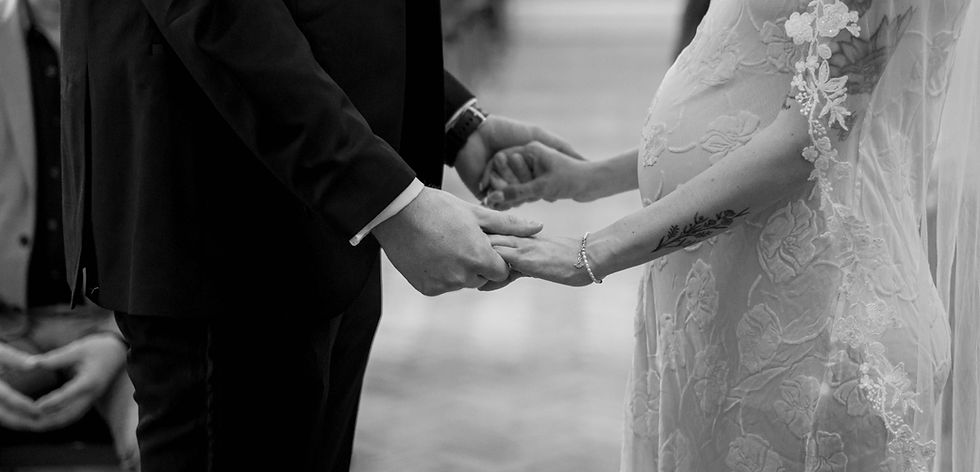 Joyful, Playful Photography for Couples
Who Don’t Take Themselves Too Seriously
-