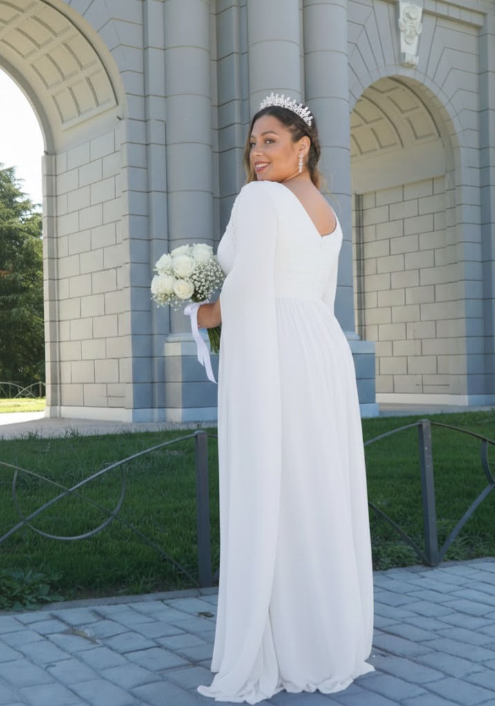 Miniatura: VESTIDO LARGO CON MANGAS CAPA Tg