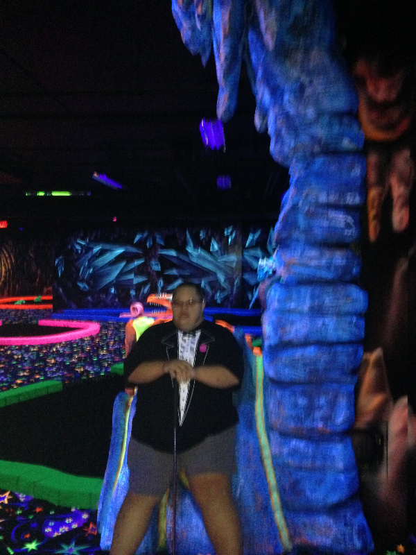 Glow Mini-Putting