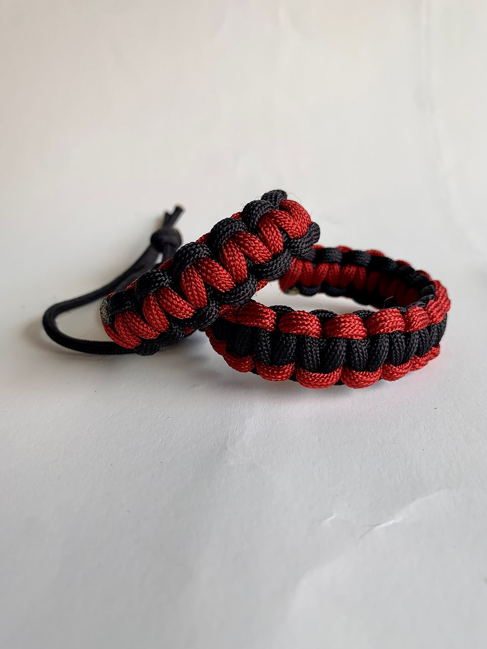 Thumbnail: Paracord Bracelet