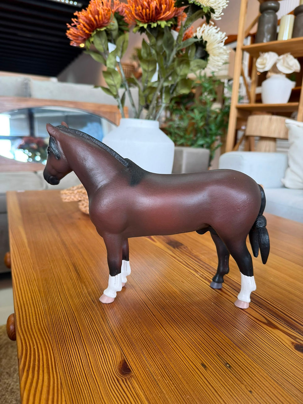 Miniatura: Caballo criollo cola atada (de cerámica) 3