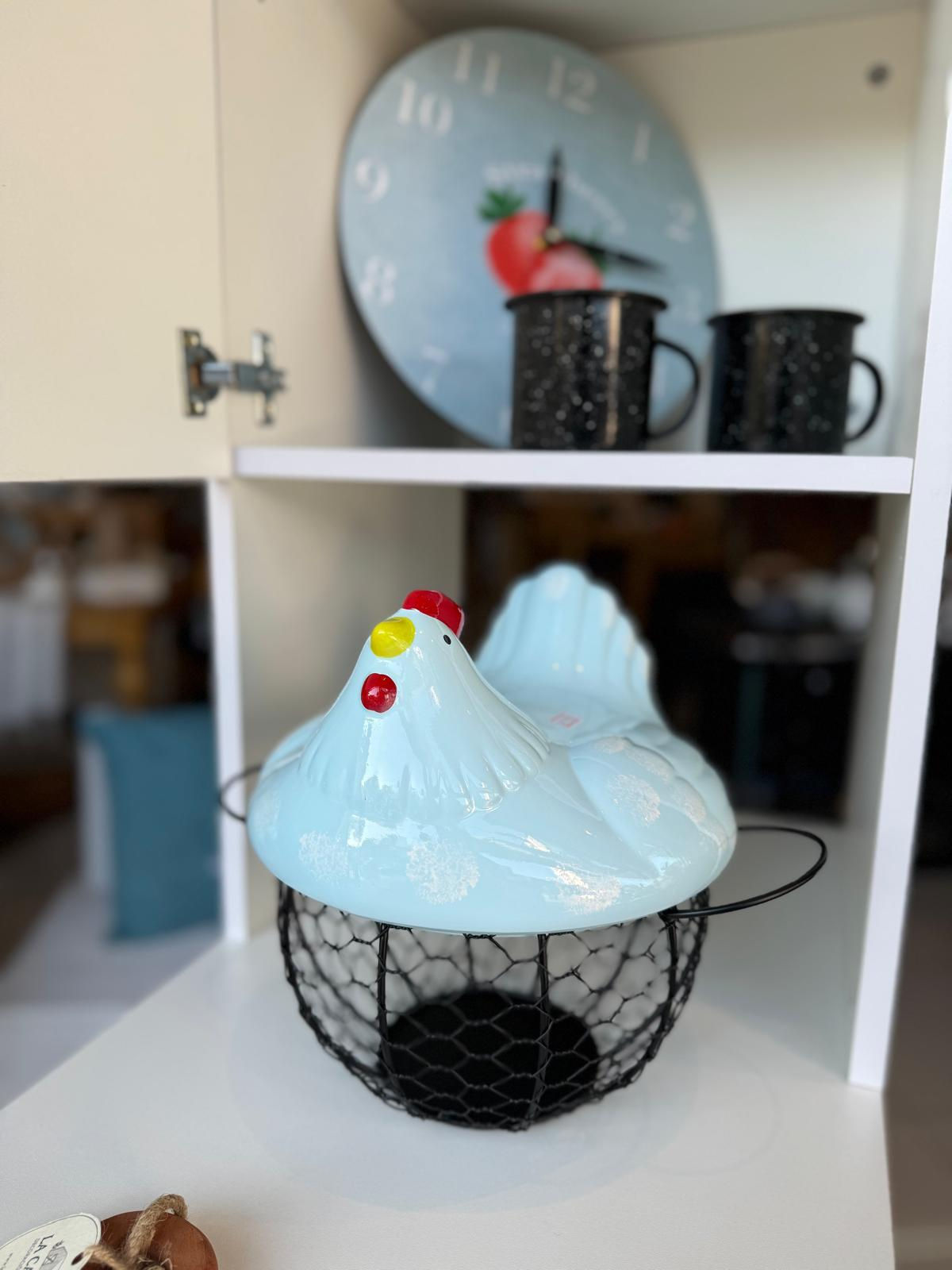 Gallina huevera (color celeste)