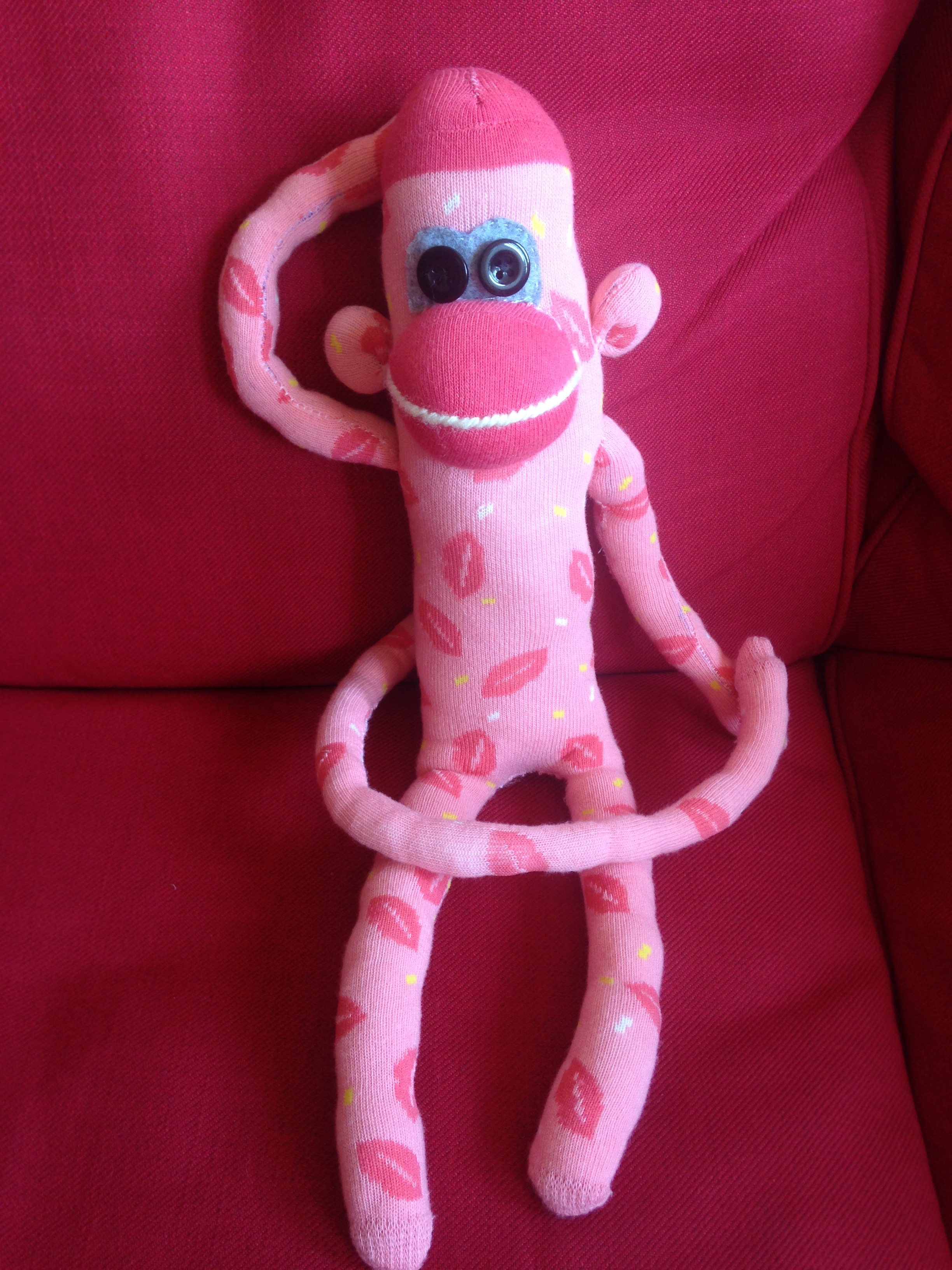 Le singe rose de Thao