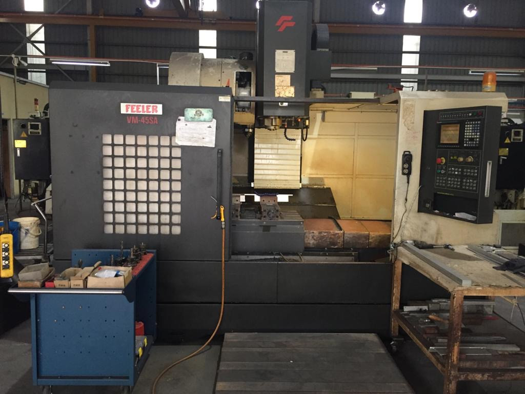 Used cnc machine center