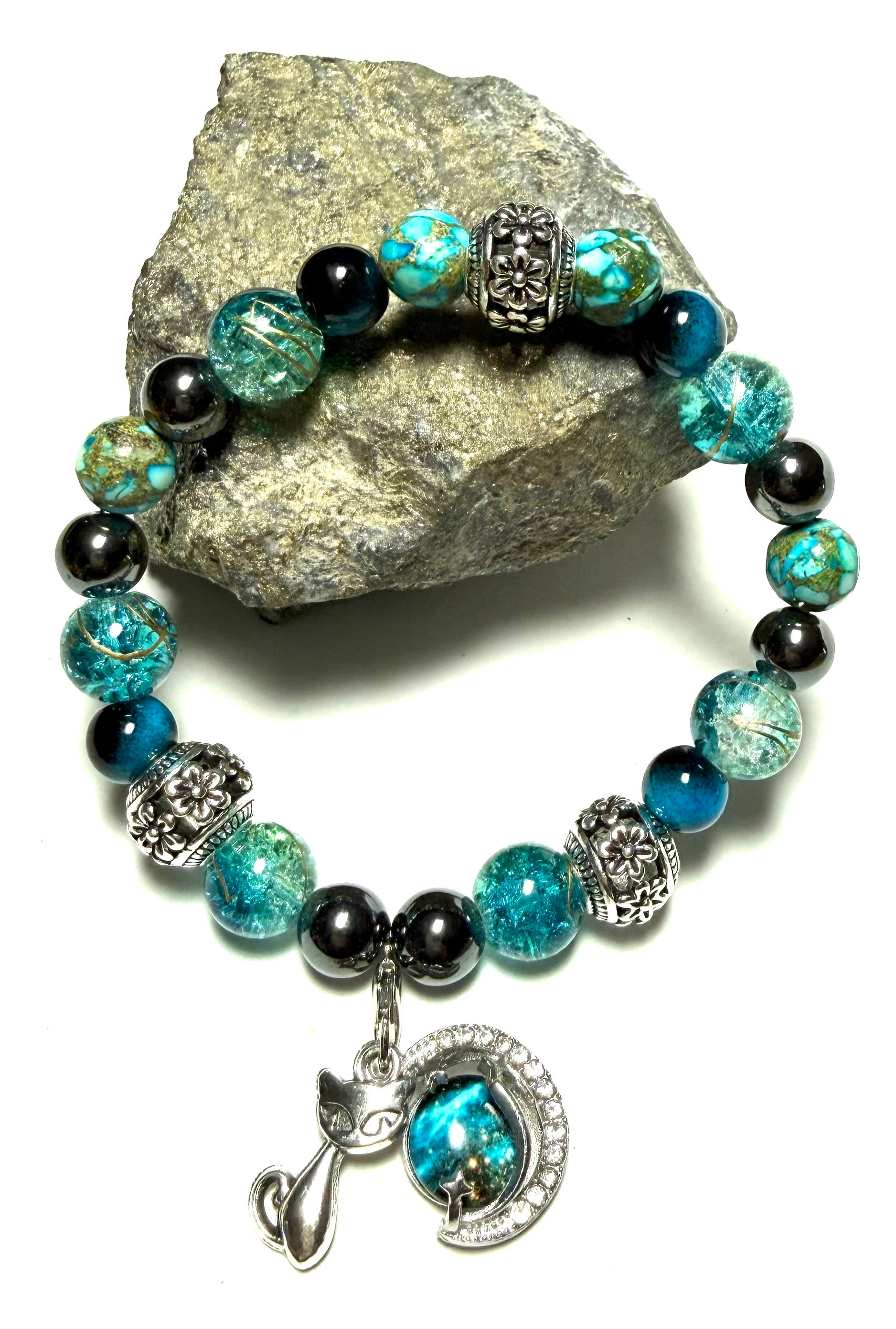 Ocean Cat β Turquoise & Hematite Charm Bracelet