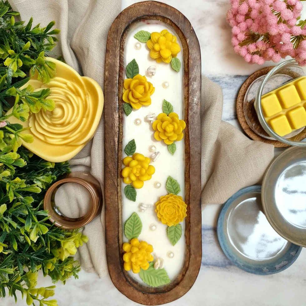 Opaline Aura Wooden Boat Soy Wax Scented Candle – Yellow Floral Decoration