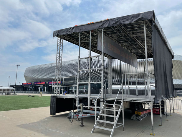 mobile stage rental