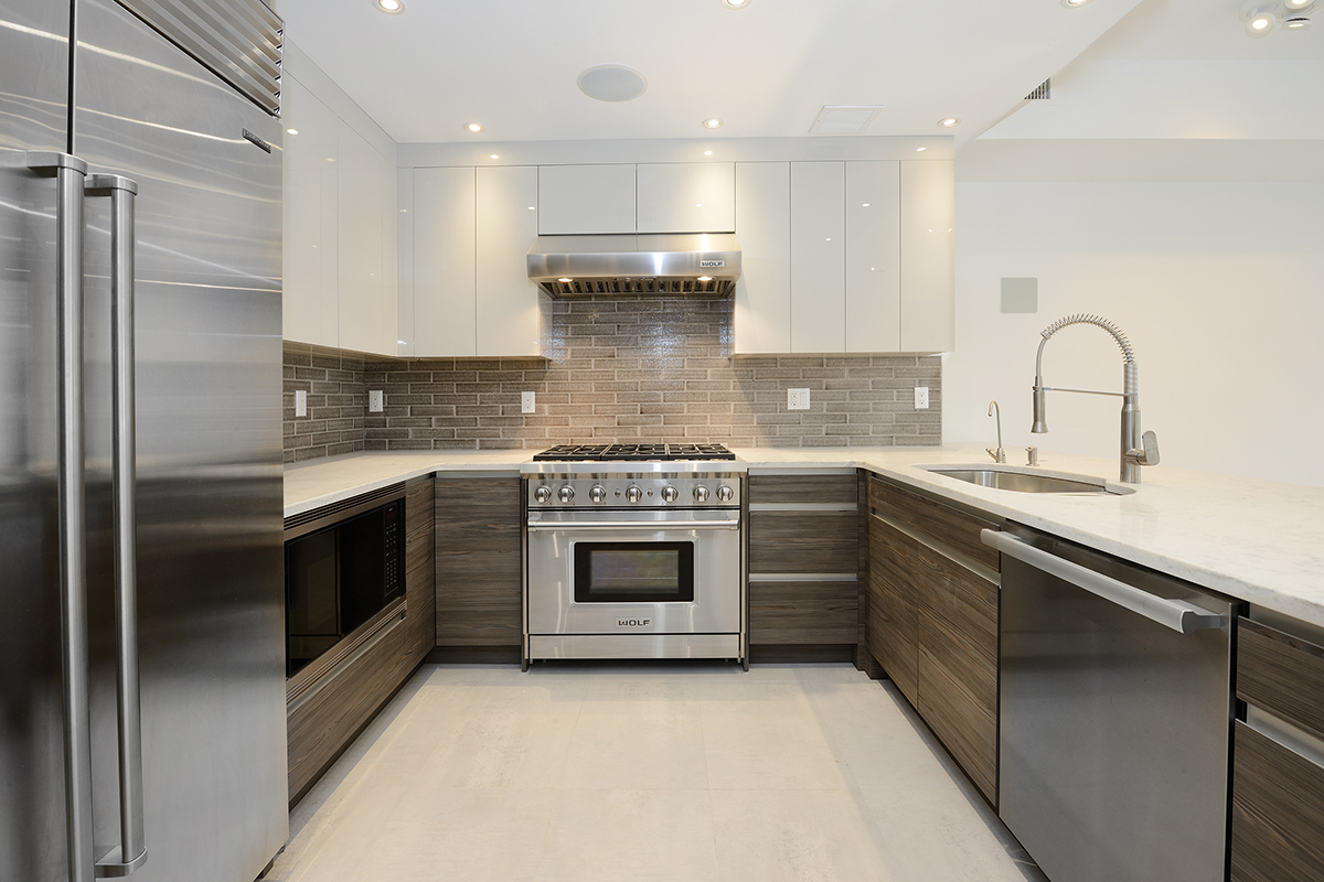 Red Bridge Homes Newly Built Penthouse Duplex with Roof Terrace