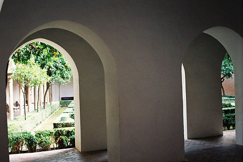 curves alhambra gardens.JPG