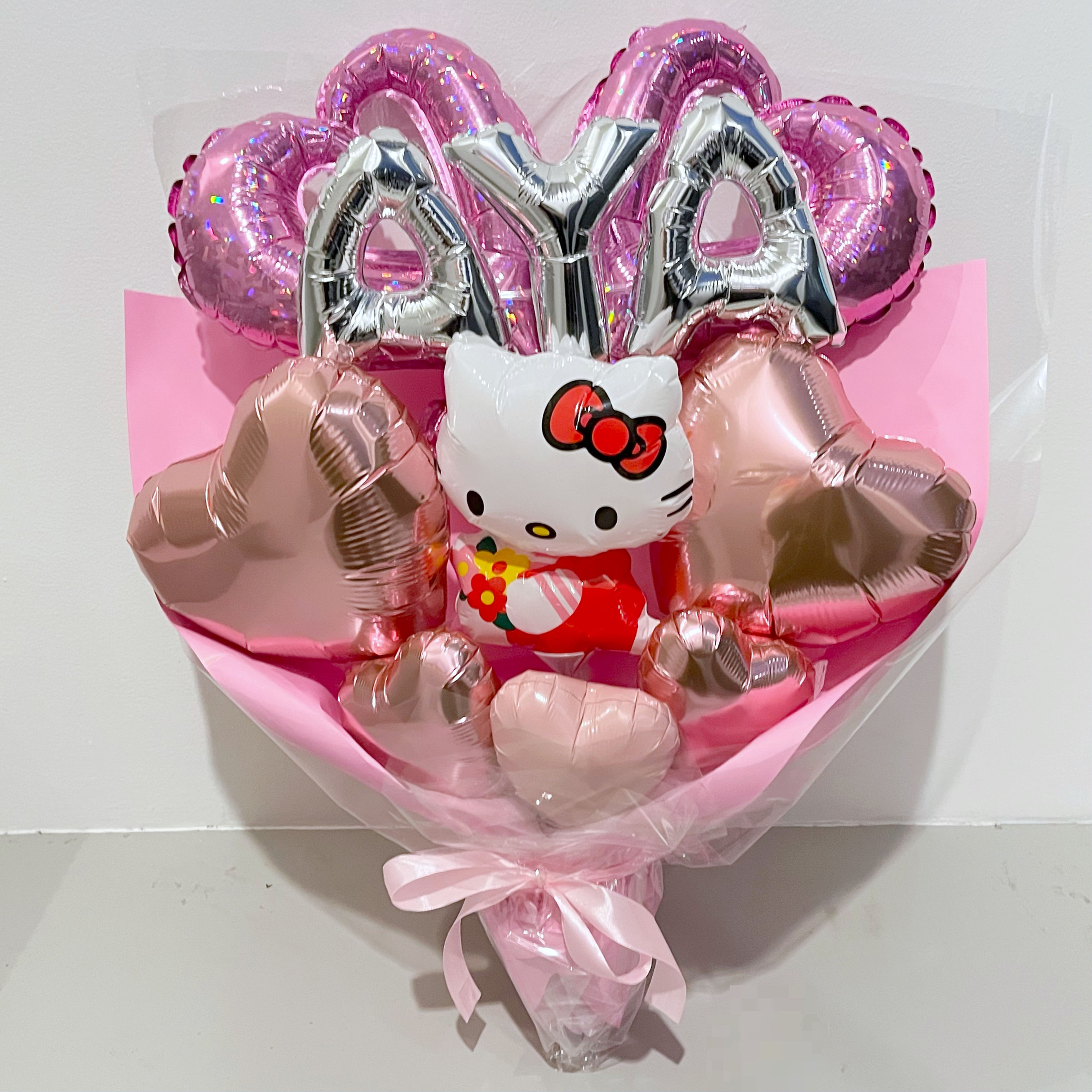 【手持ち】バルーンブーケ キティ ピンク(M)アルファベットバルーン入り