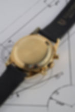 Thumbnail: Universal Genève Tri-Compax