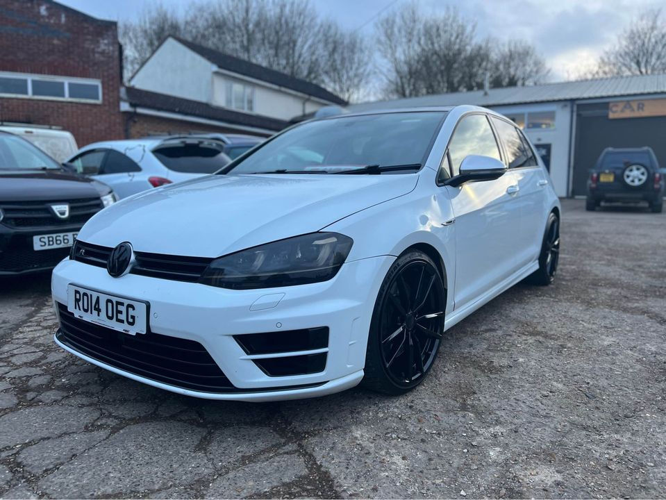 Thumbnail: Volkswagen 2.0 TSI R DSG Panoramic Roof FSH