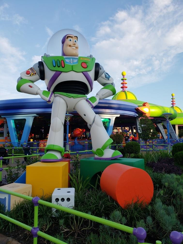 Slinky Dog Dash Ride