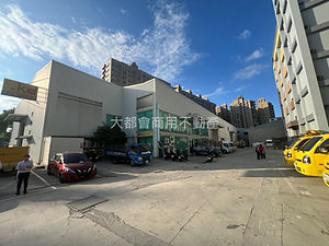 新莊挑高收租廠房