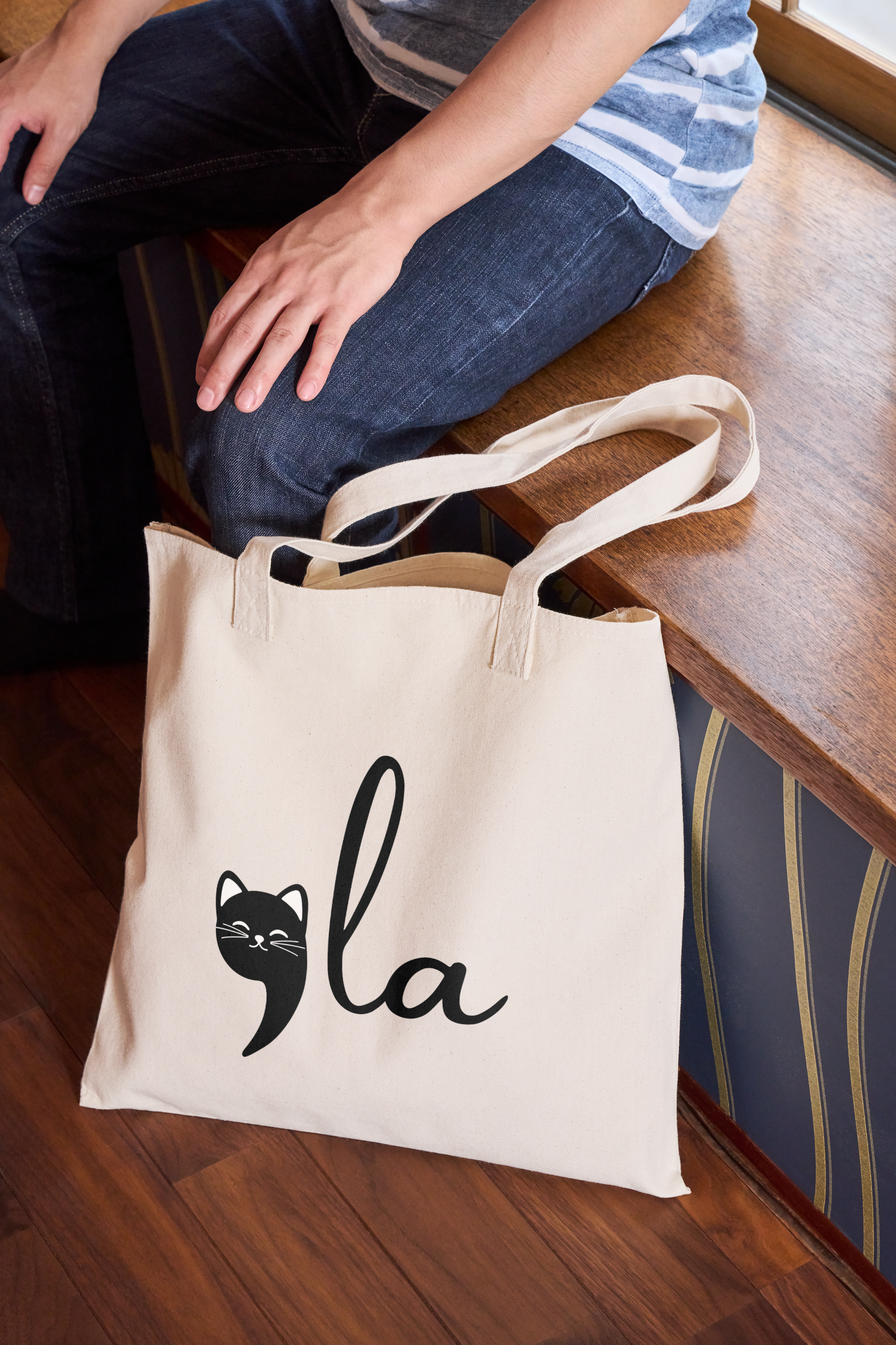 Kamala Cat Comma Bag - proceeds to animal rescue