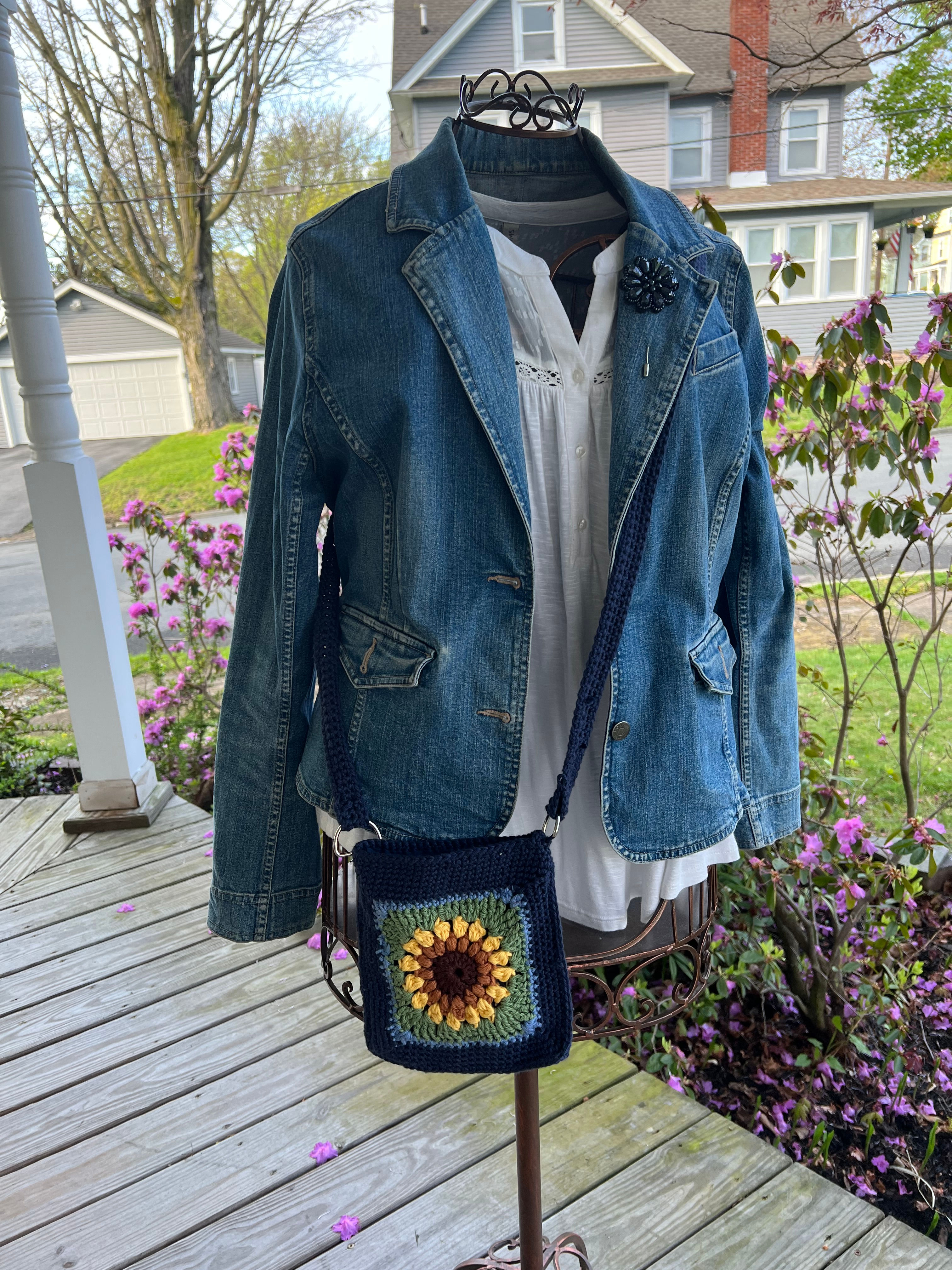 Sunflower Cross Body Pouch.