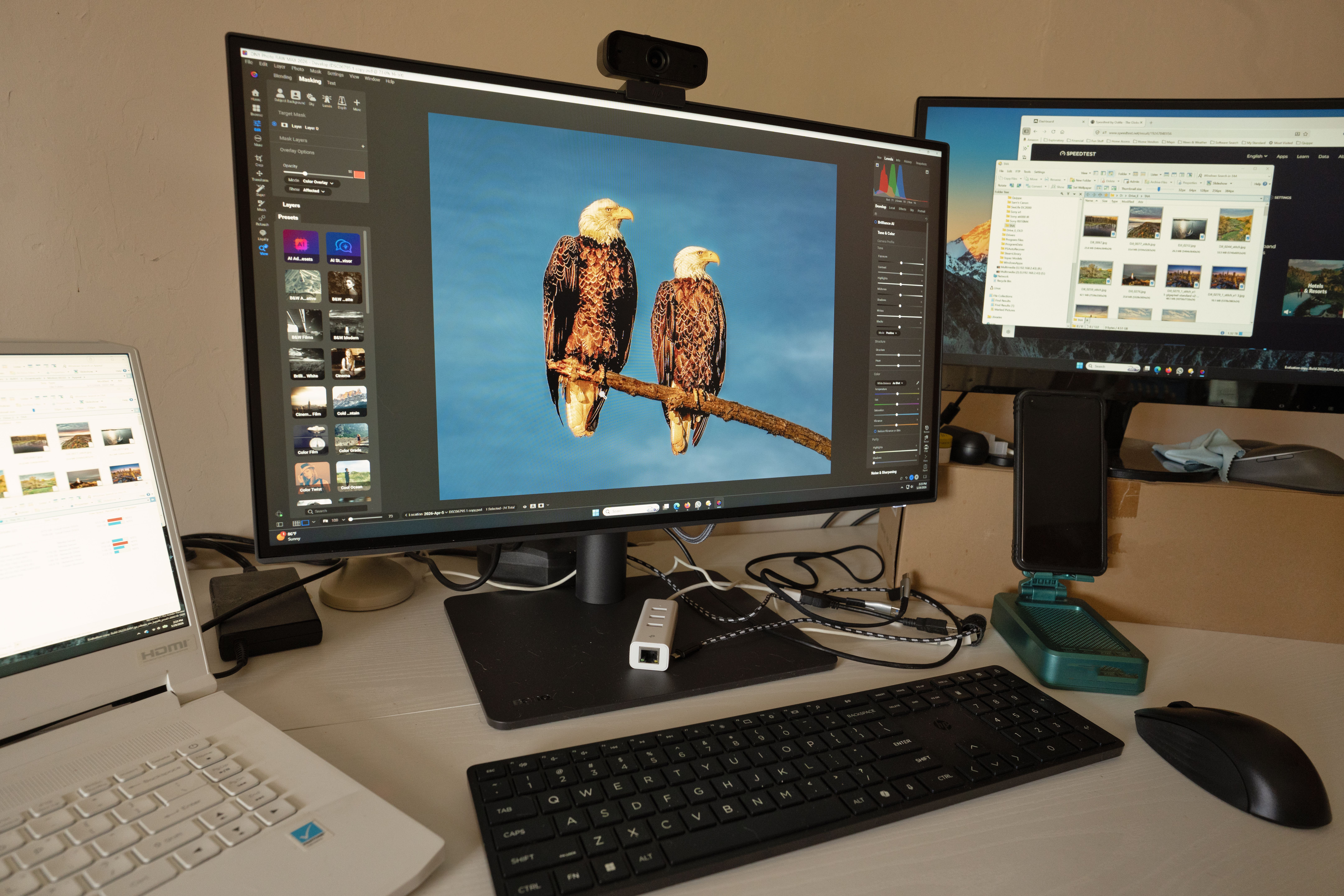 Creative workstation used to prepare facial rigs and performance capture references
