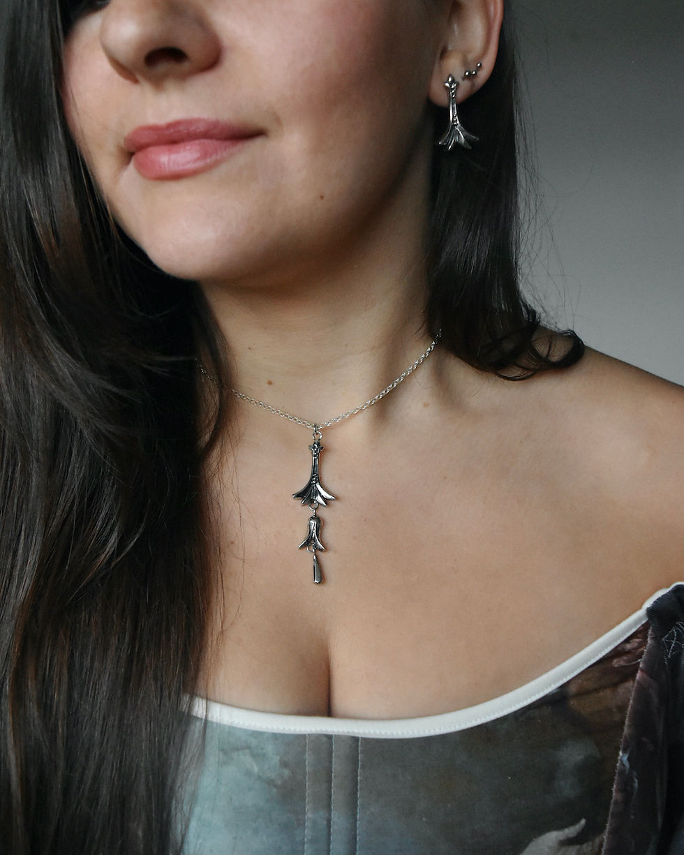 Thumbnail: Fleur Choker