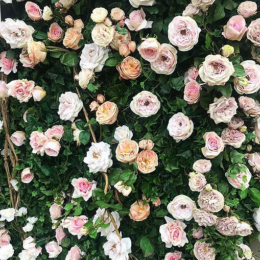 100 Pretty floral display 🌸💕 Today’s #