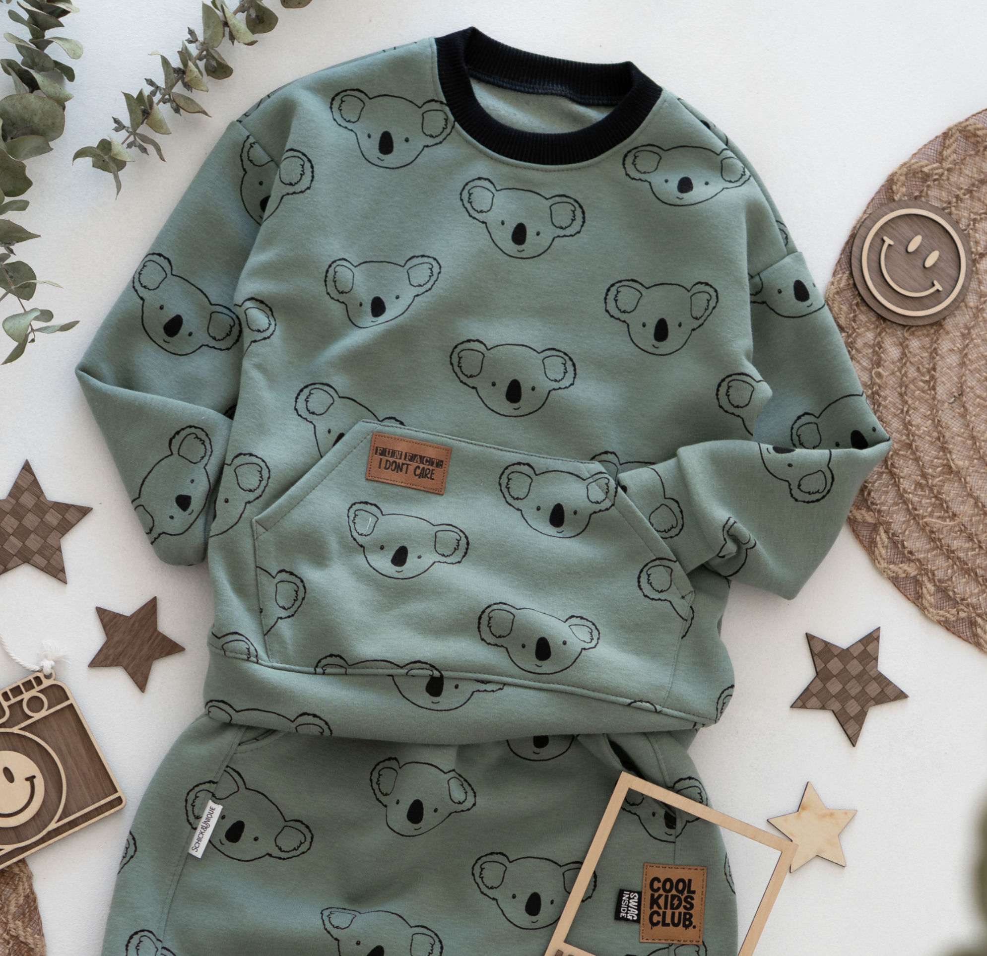 Sweatshirt mit Bauchtasche