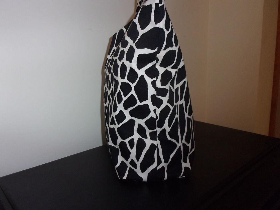 Thumbnail: Black/White Print Lined Zippered Purse