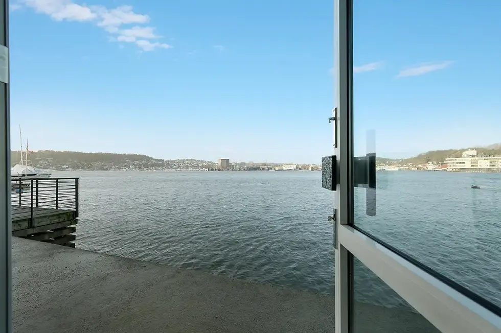 Utsikt fra Huvik Brygge