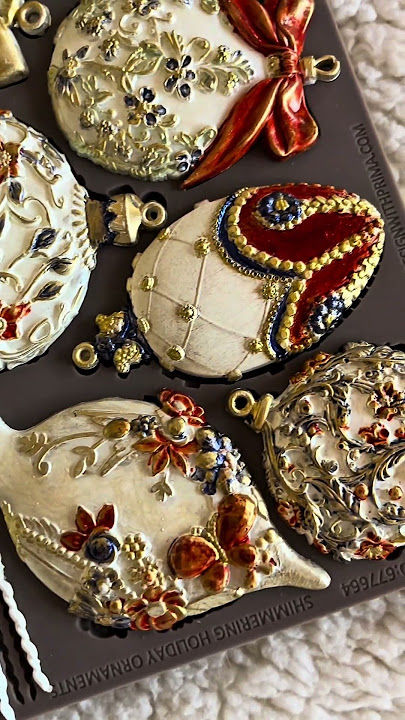 Miniature : Shimmering Holiday Ornaments, moule Redesign